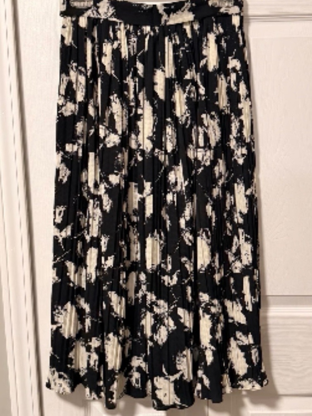 Alice Blue Black and Cream Pleated Floral Midi Skirt